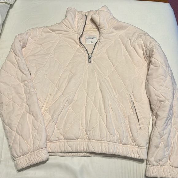 Abercrombie & Fitch Other - Abercrombie SoftAF quarter zip